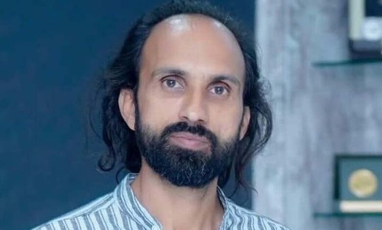 شاعر احمد فرہاد کی اہلیہ قتل کی مقدمے میں زیر حراست ہیں