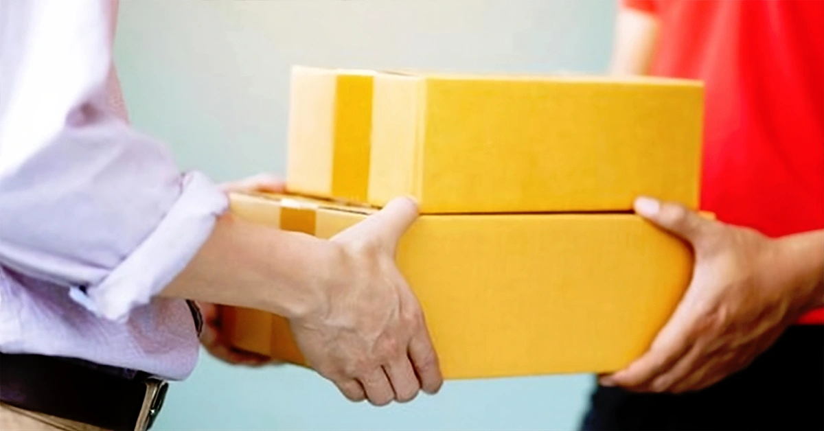 فوڈ اور کوریئر سروس پر پابندی