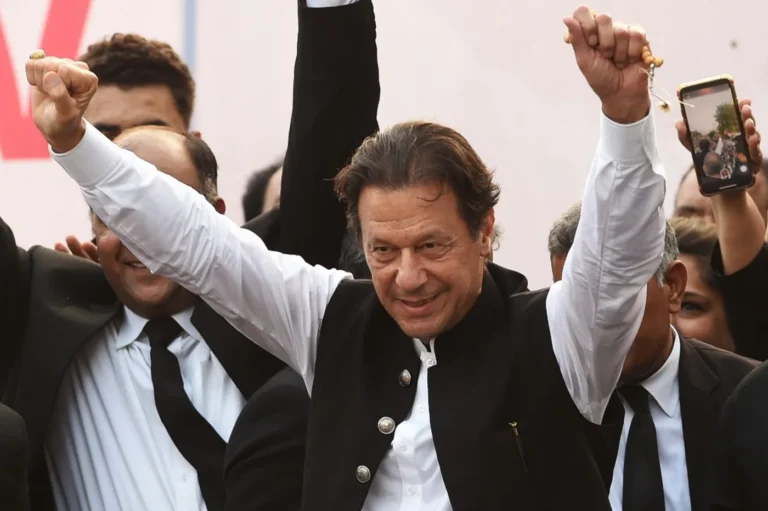 9 مئی کے 8 مقدمات؛ سپریم کورٹ سے عمران خان کی ضمانت منظور