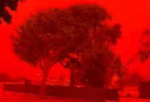 خونی رنگ کا آسمان