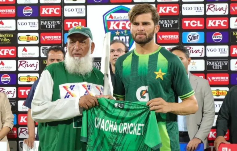 چاچا کرکٹ: پاکستان کرکٹ کے ایک جذباتی اور انمول سفر کا اختتام