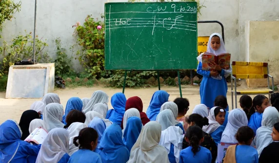 سکولوں کی نجکاری