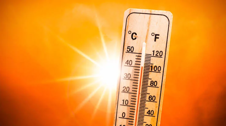 پاکستان میں‌محسوس  ہونے  والا درجہ حرات 60 ڈگری تک پہنچ گیا