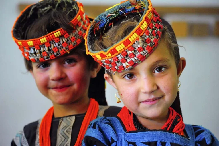 حسین پریوں کی وادی چترال میں بچے کیوں غیر محفوظ ہوتے جا رہے ہیں؟