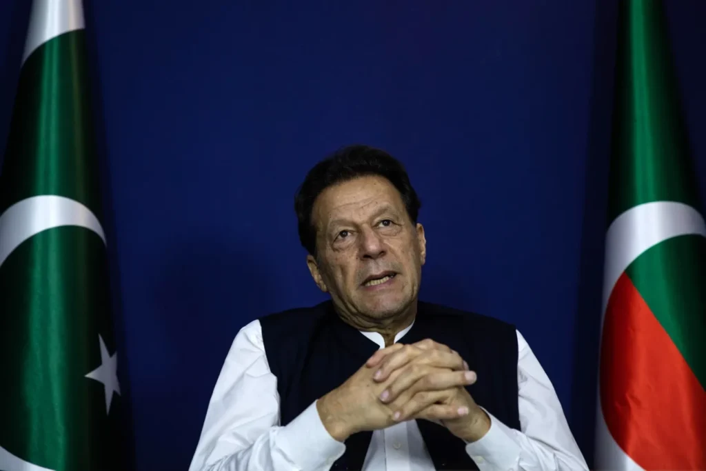 کشمیر بھی عمران خان بھی:آ خر 5 اگست ہی کیوں؟