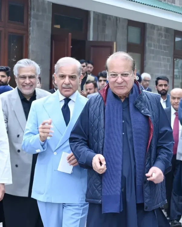 آزاد کشمیر اور گلگت بلتستان: دو حساس خطے دو نئی حکومتیں