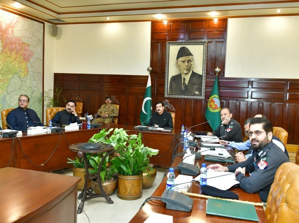خیبرپختونخواء میں‌غیر اعلانیہ گورنر راج، فیصل کریم کنڈی نے معاملات سنبھال لئے
